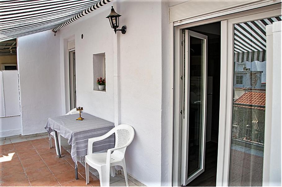 Kassandrou Suite Hot Tub-Jakuzzi - 2 Bedrooms - Big Balcony - Center Salonicco Esterno foto